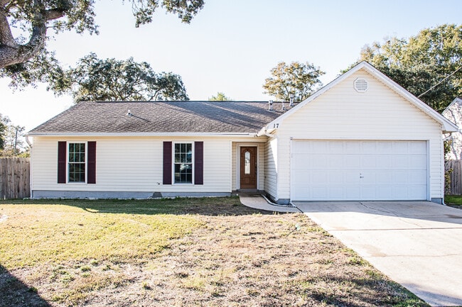 Building Photo - 17 8th St