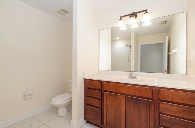 Photo - 8410 Maria Ct