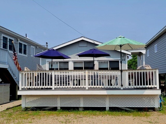 Photo - 22 Shoreline Dr House