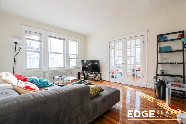 38 Lawton St Unit 1