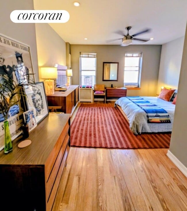 Building Photo - 811 Walton Ave