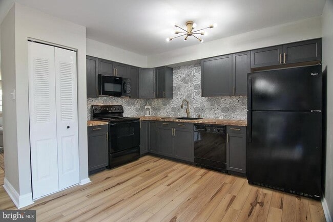 Photo - 2705 Walnut Ridge Dr