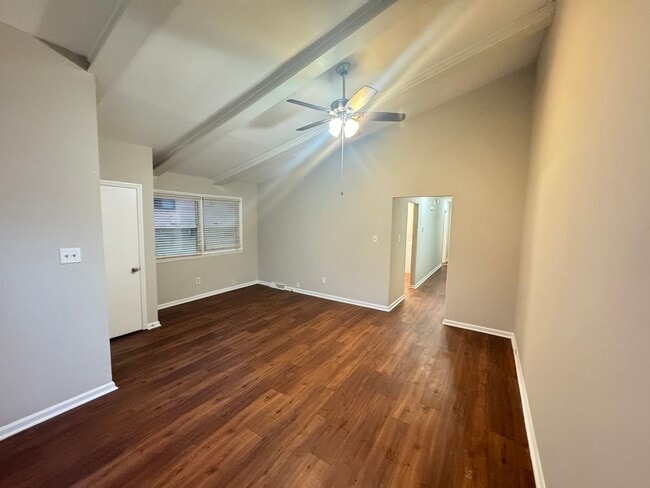 Photo - Caldwell Duplex Unit 208 Caldwell