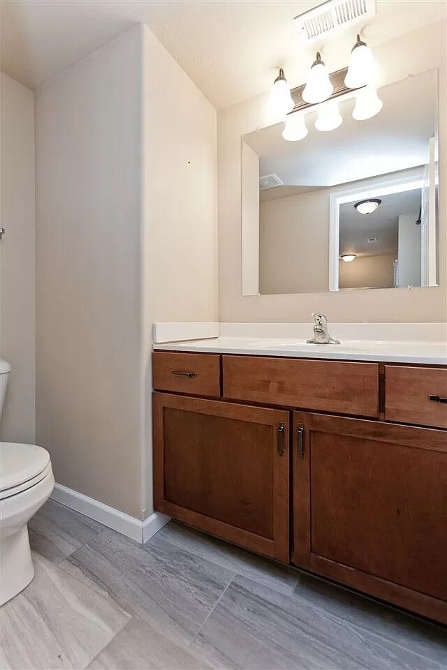 410 N Scott Blvd Townhome Townhome Rental in Iowa City IA