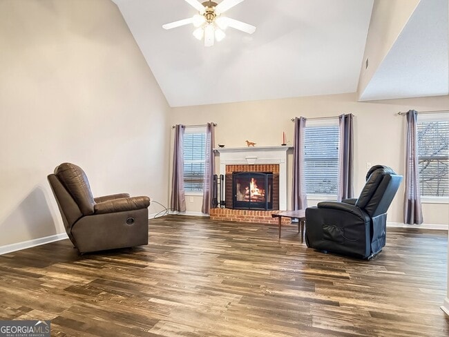 Photo - 50 Hidden Brook Trail