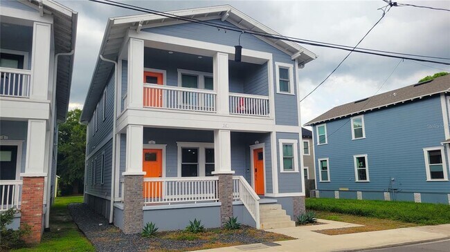 Photo - 1707 E Columbus Dr Townhome