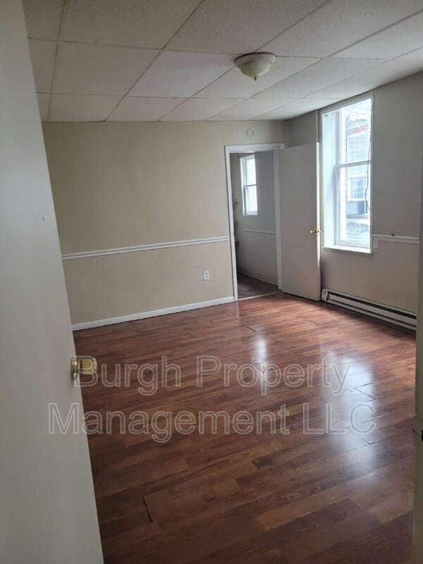 Photo - 996 Jefferson Ave Unidad #15