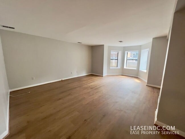 Photo - 1532 15th St NW Unit #B