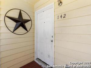 Photo - 142 Jean St