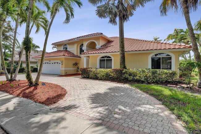 11340 Lakeshore Dr
