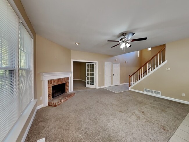 Photo - 2255 Evergreen Ln