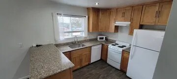 Photo - 8034 Ney Ave