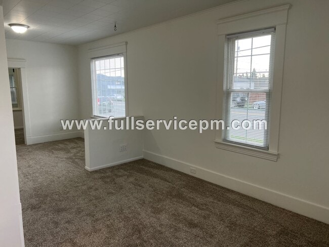 Photo - 1831 Rainier Ave