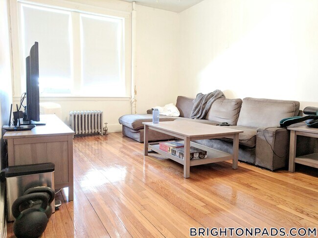 Photo - 1810 Commonwealth Ave Unidad 28