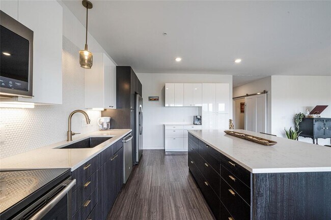 Photo - 4361 S Congress Ave Unidad 531