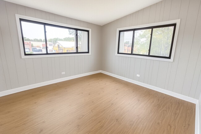 Photo - 420 W Washington Ave Unit 420A