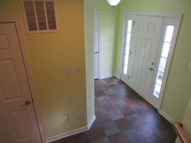 Photo - 469 Rolkin Rd