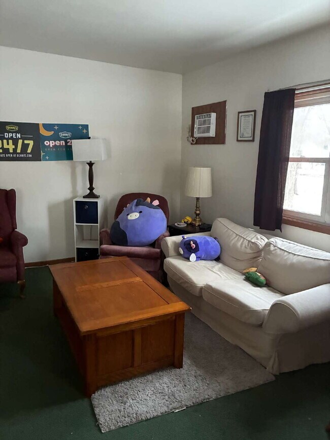 Photo - WHOLE HOUSE: 3 Bed 1 Bath close to UWEC! Available June 1st