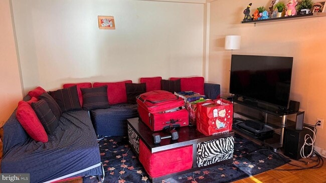 Photo - 2141 I St NW Unit 516
