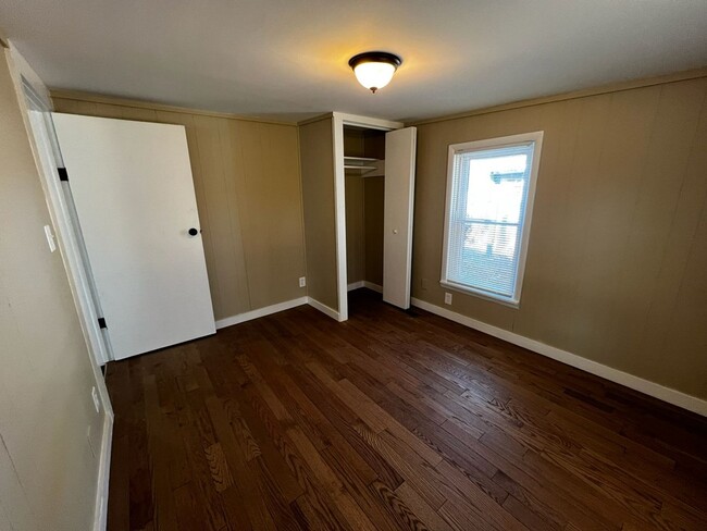 Photo - 11249 Orange Rd