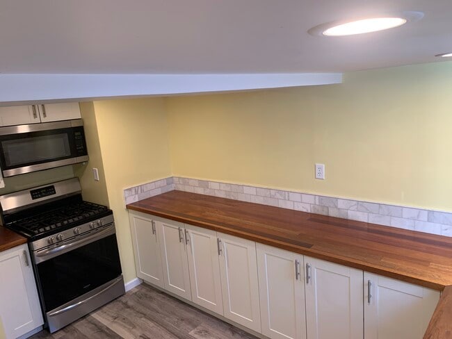 Photo - 2541 Bittersweet Ln