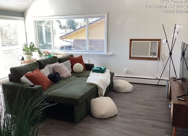 Building Photo - Recently Upgraded 2 Bedroom Apt Near Horsetooth!