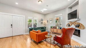 Photo - 801 W Mulberry Ave