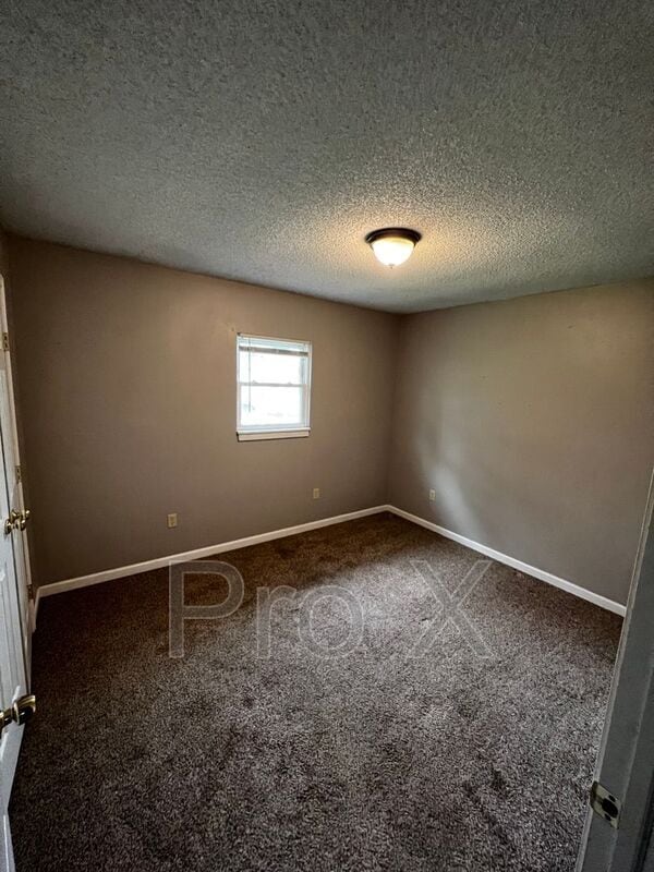 Photo - 1116 S Elm St