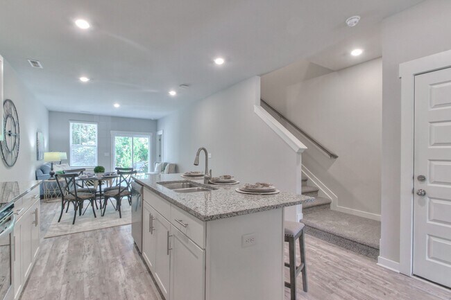 Photo - 4218 Aragorn Way