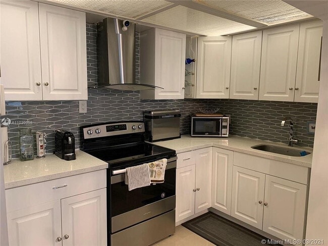 Photo - 1560 McKinley St Unidad 110W