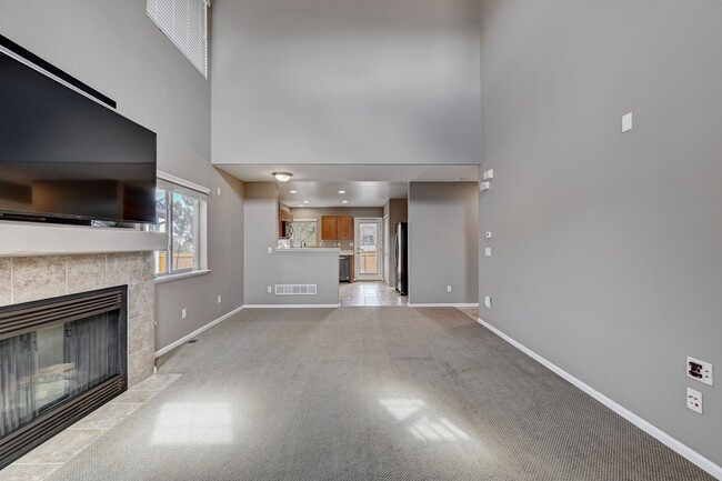 Photo - 1344 Red Mica Way