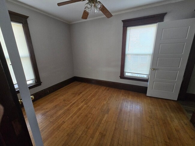 Photo - 2937 Fremont Ave N Unidad 2939 Fremont Ave N