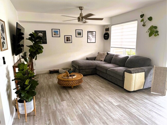 Photo - 5460 SW 70th Pl N