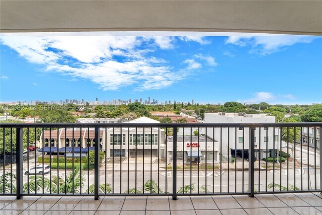 Photo - 1690 SW 27th Ave Unit 505