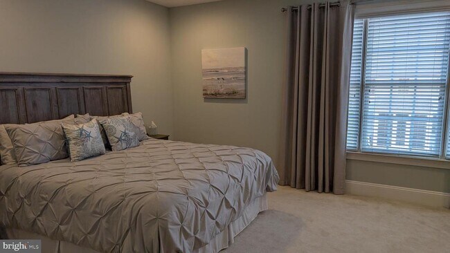 Photo - 36400 Warwick Dr