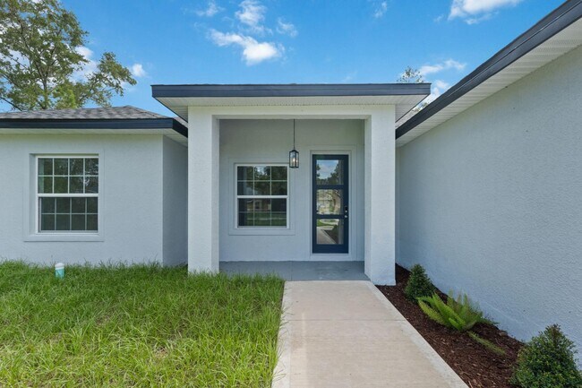 5256 SW 155th Loop