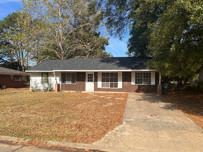 3 Bed 1 Bath home with Bonus Room - 3 Bed 1 Bath home with Bonus Room