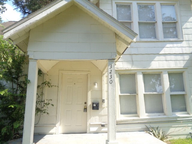 Photo - 3230 Ohio St