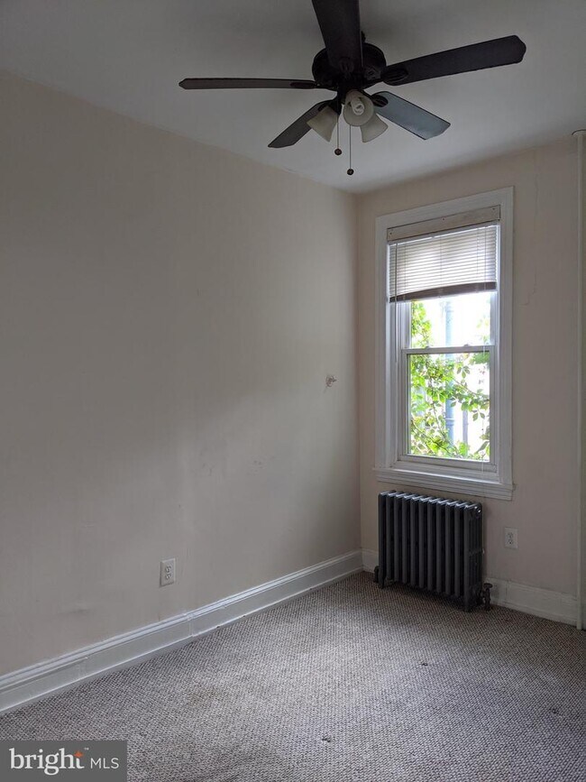 Photo - 736 Wharton St Unit 2/F