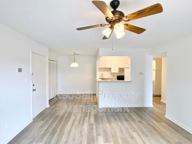 Photo - 139 Haverford Ct