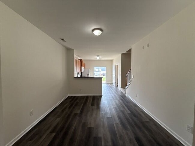 Photo - Oakstone