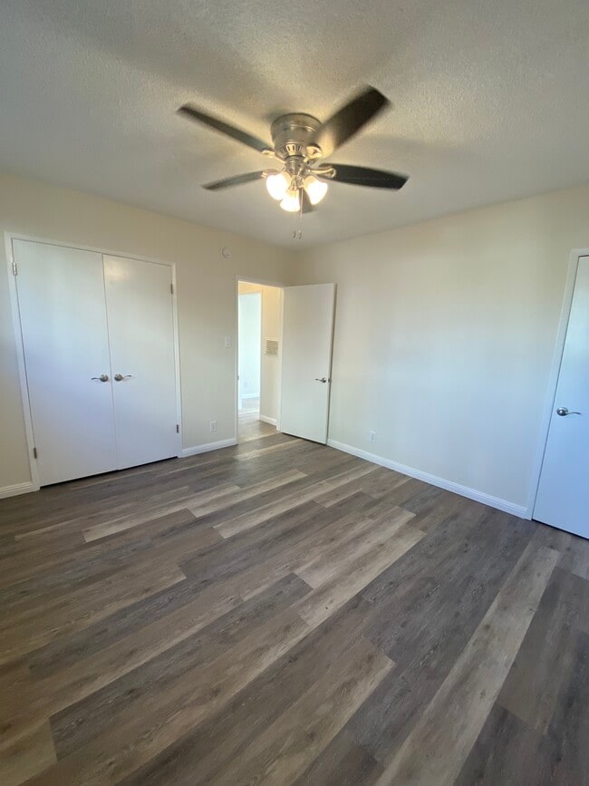 Mar Vista-Palms Apartments
