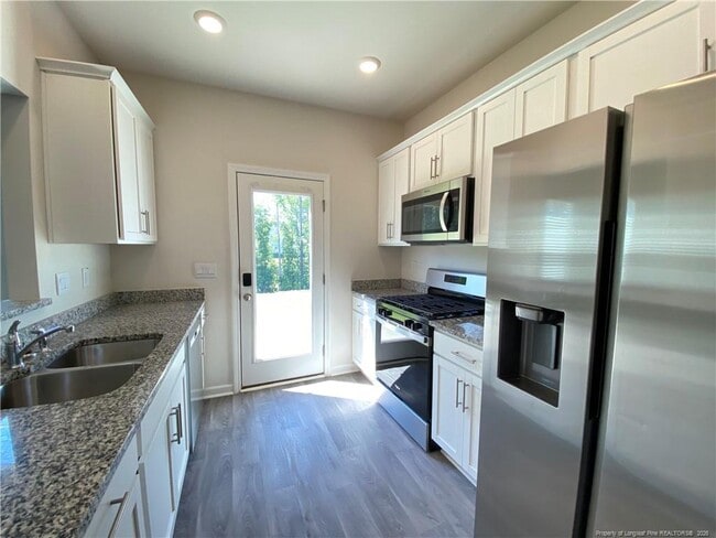 Photo - 112 Starlight St