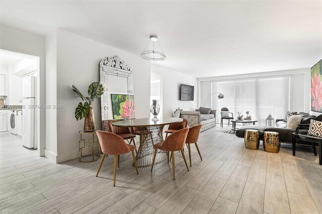 9195 Collins Ave Unit 1104