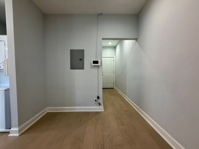 Photo - 1247 Snyder Ave Unit 3