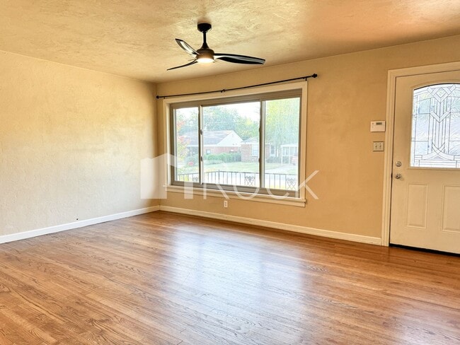 Photo - 3233 NW 43rd St