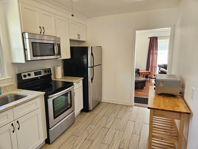 Photo - Nice 3 bed 1 bath home located in Marietta minutes from I-75