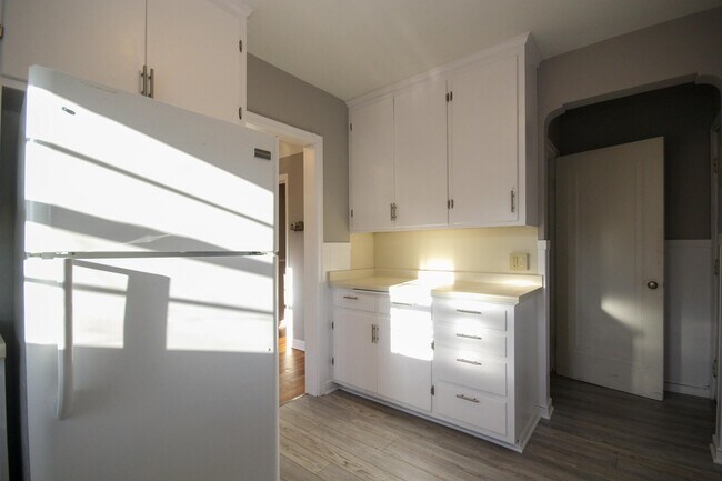 Photo - 1278 Sargent Ave