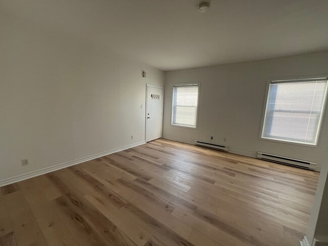 Building Photo - 5813 Cunard St Unit 3