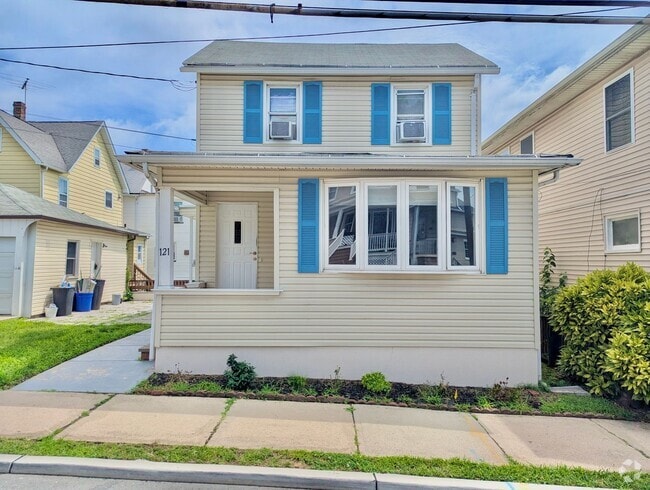 Building Photo - 121 S Feltus St Rental